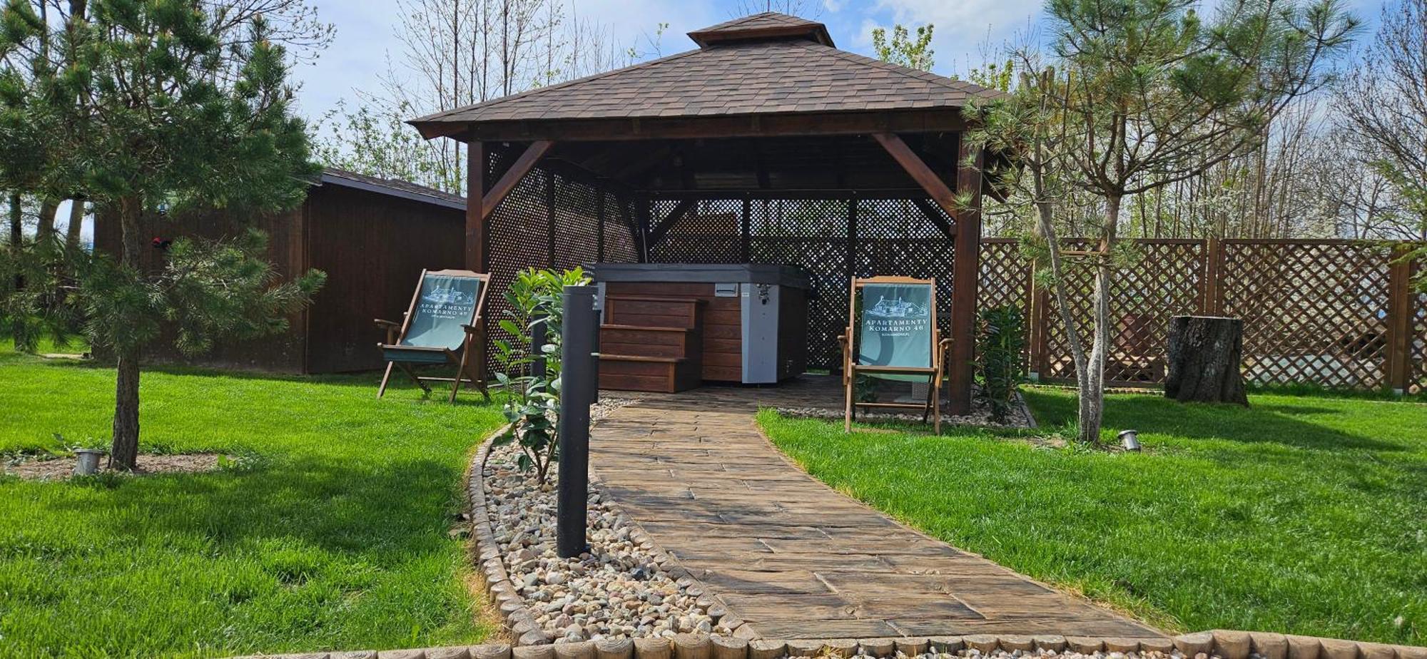 Apartamenty Komarno 46 Jacuzzi&Sauna Exterior photo